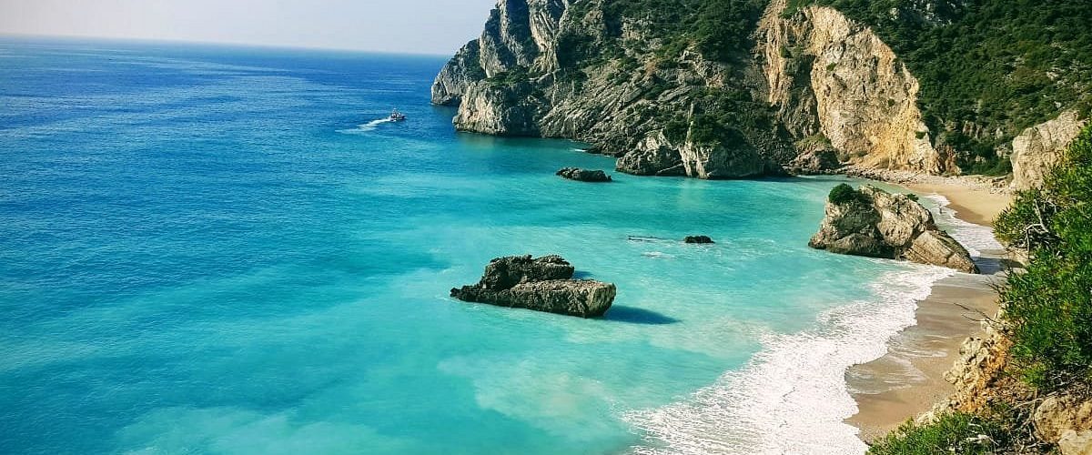 Ribeira do Cavalo Beach(Sesimbra)